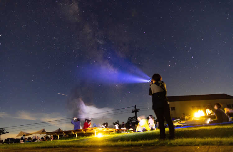 「うさぎ平」天空の天体ショー　夜景・星空