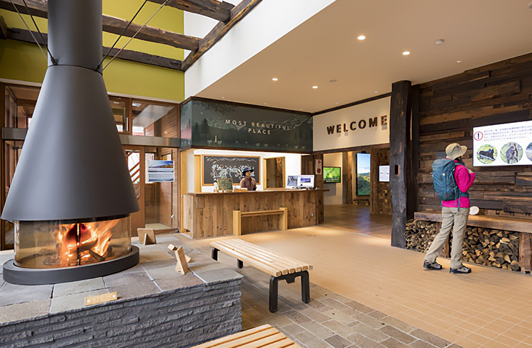 栂池ビジターセンター