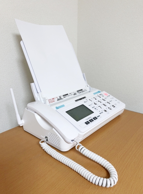 そのファックスは偽造だった・・・